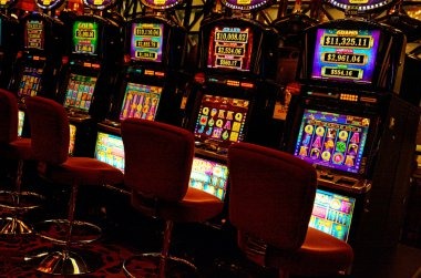 Platform dashboard showing live football odds and casino tables